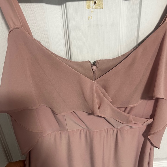 Le Chateau Pale Pink 1/2 On, 1/2 Off the shoulder Flowy dress - Picture 6 of 6
